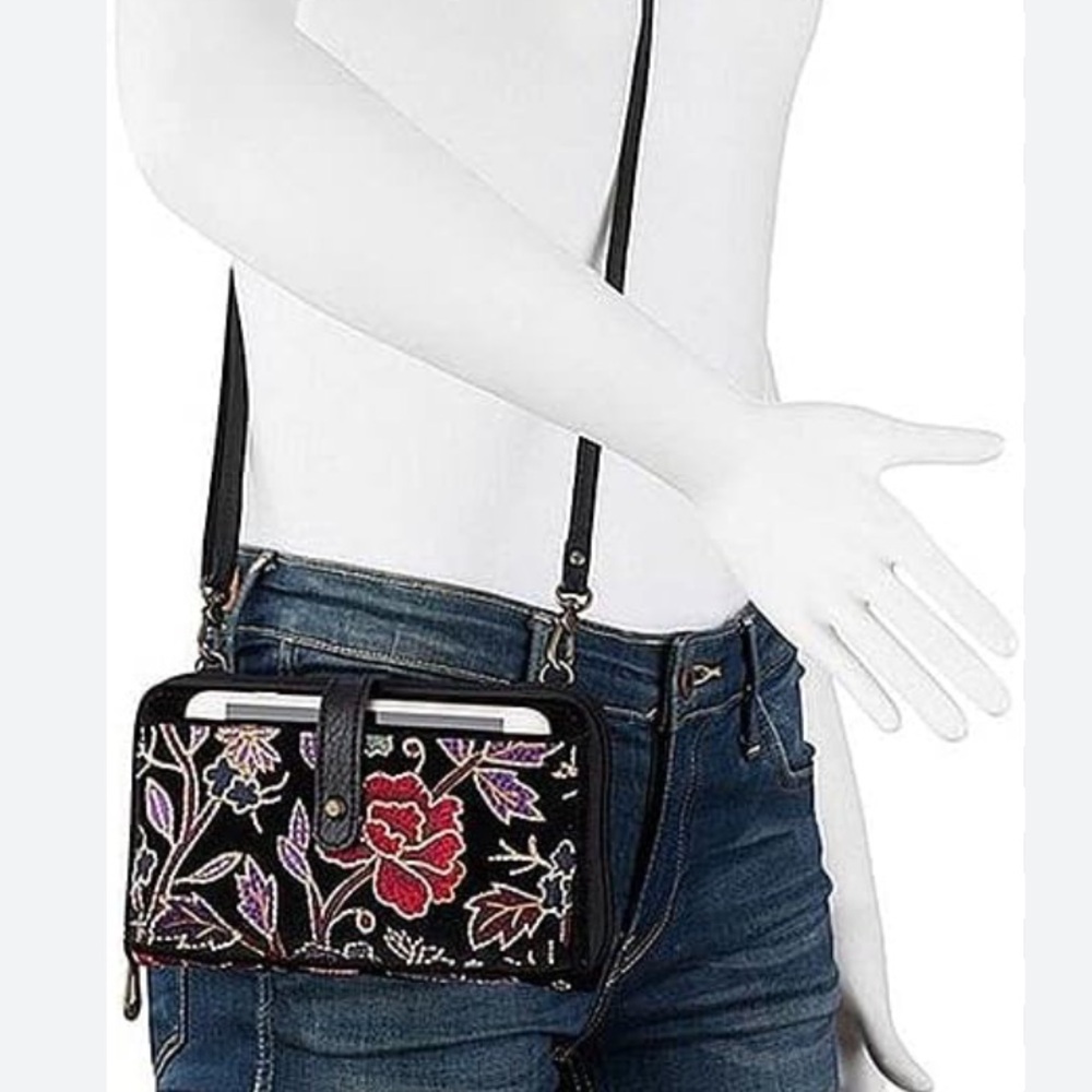 Sakroots Embroidered Large Smartphone Crossbody Embroidered Black Flower Power - Picture 2 of 10